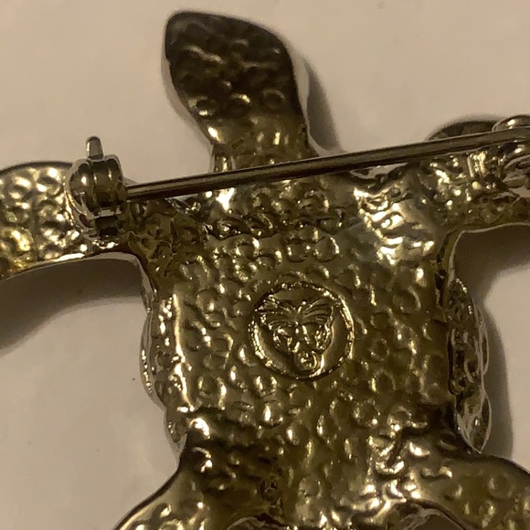 Hawaiian Turtle blue shell brooch - Picture 9 of 11